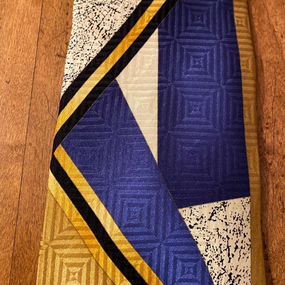 Palani Mens 100% Silk Tie Geometric Gold Blue Black Made In USA 58”